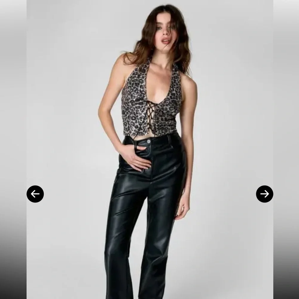 Nasty Gal Sequin Animal Print w Satin Halter Crop Top, Black, Sz Small, NWOT - Picture 11 of 11
